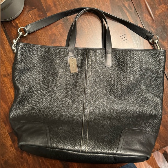 Coach tote/sachel/shoulder bag. - Picture 1 of 13